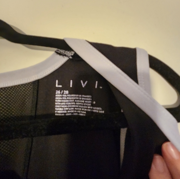 Livi by Lane Bryant Work out Tank - Picture 2 of 3